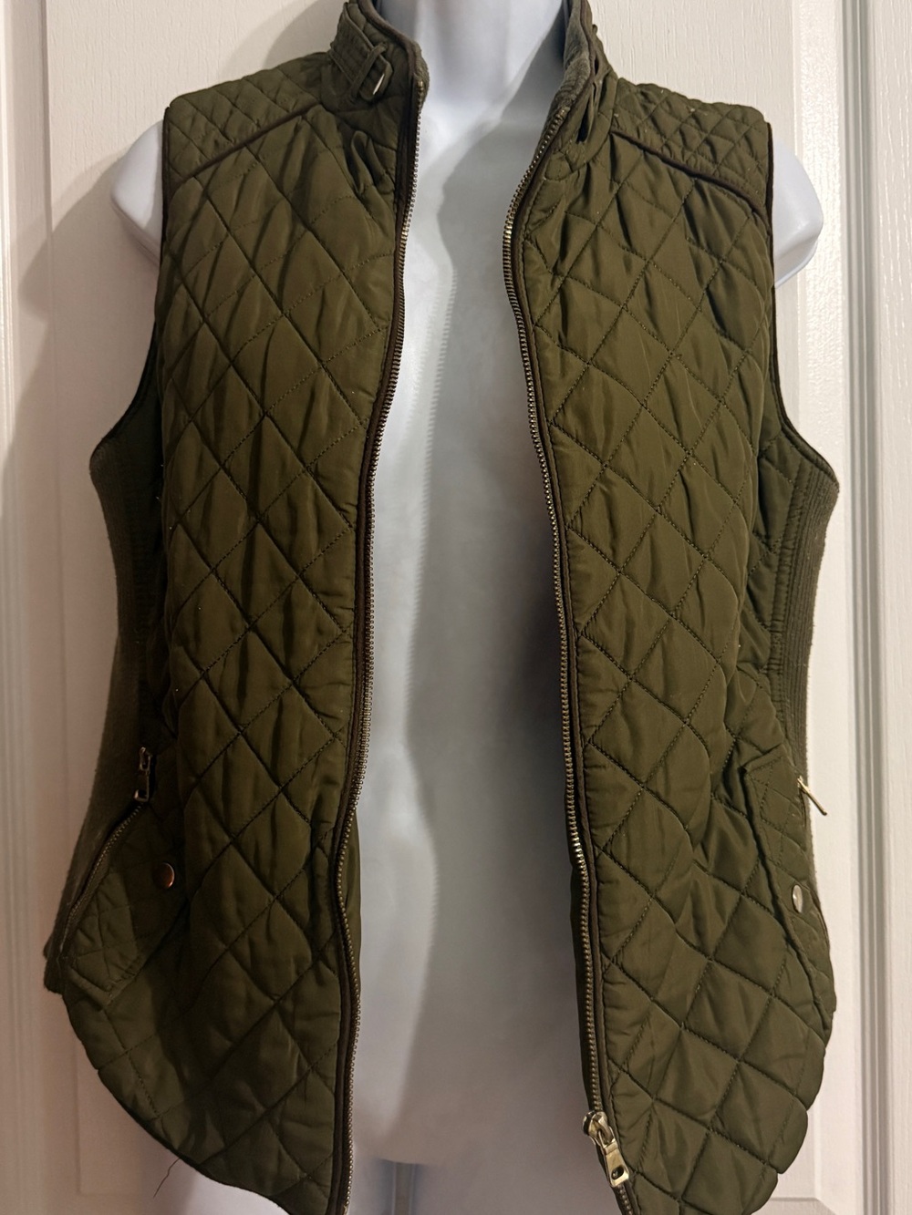 Love Tree Quilted Olive Vest with Stand Collar